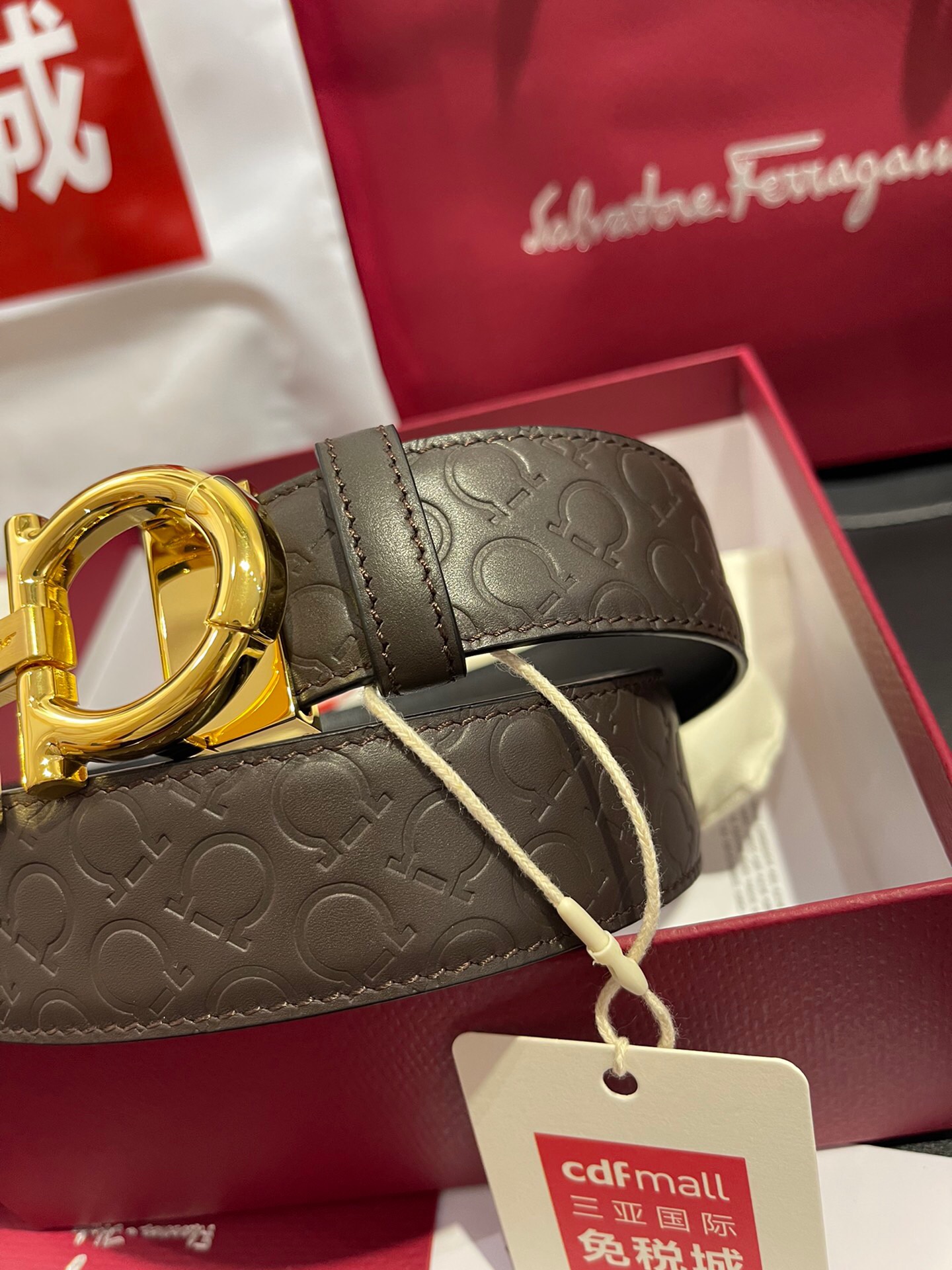 F*erragamo Top Version