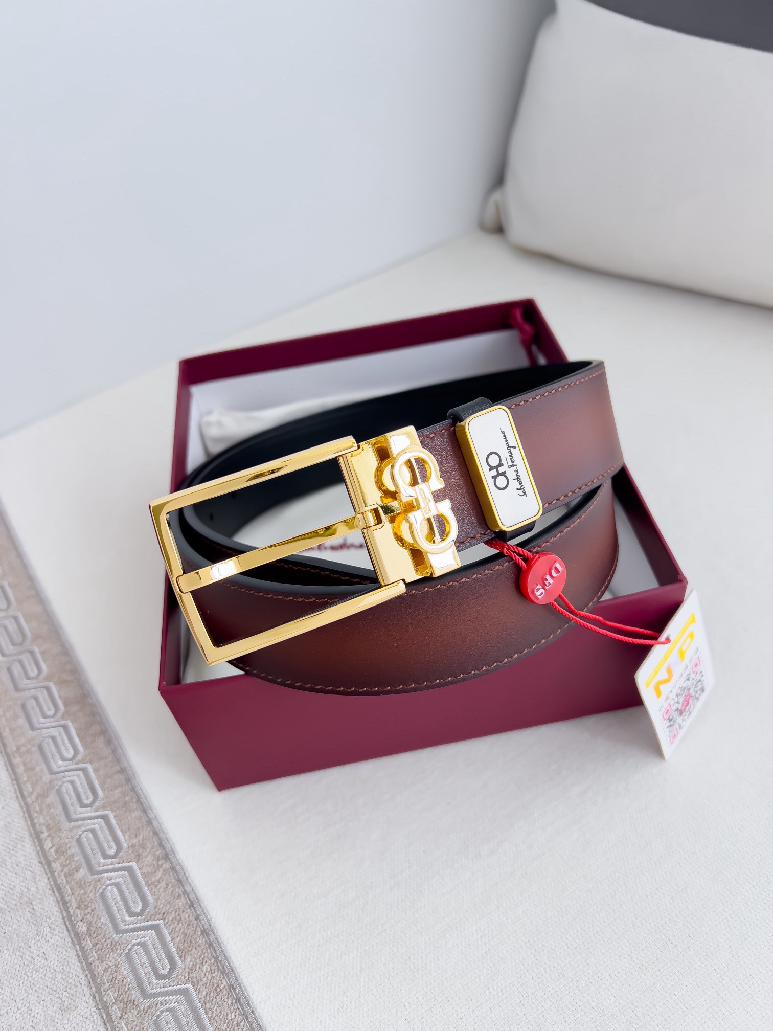 F*erragamo Top Version