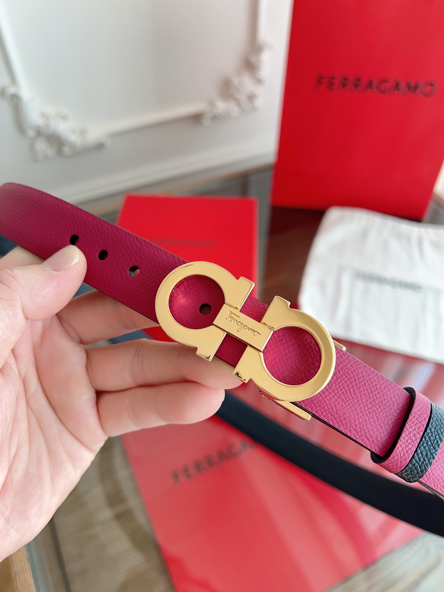 F*erragamo Top Version