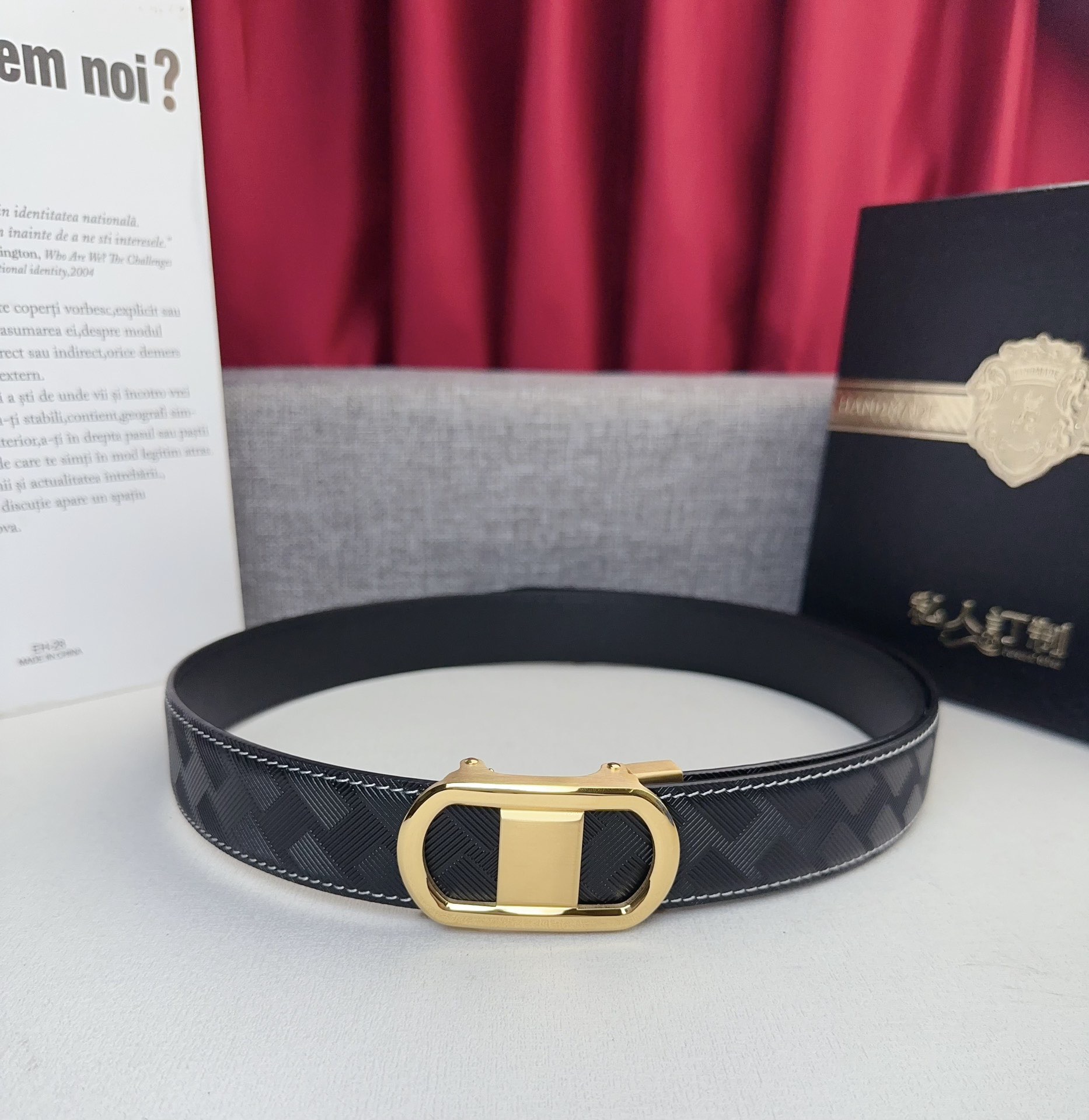 V*alentino Belts Top Quality