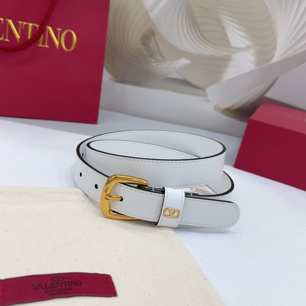 V*alentino Belts Top Quality