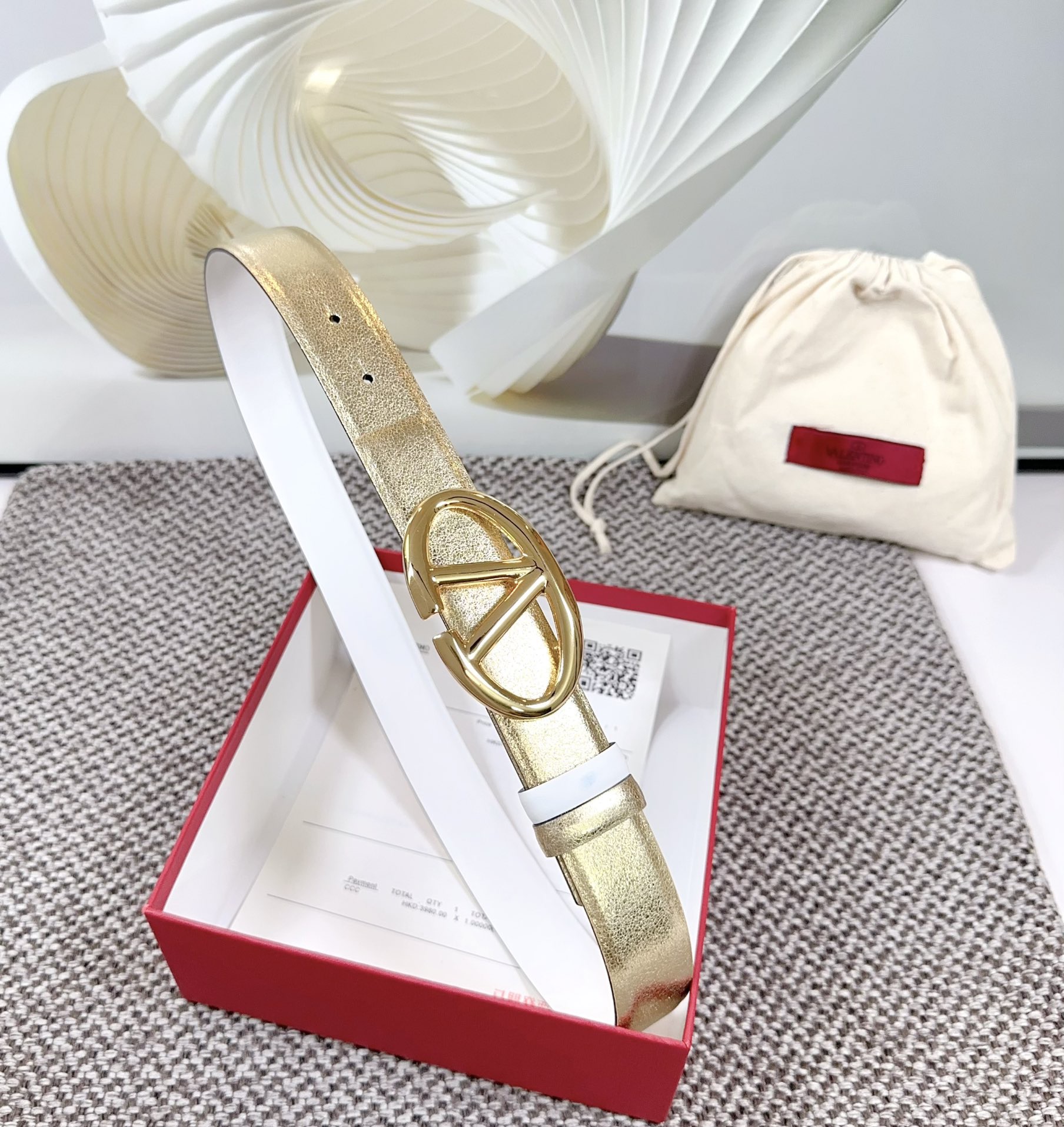 V*alentino Belts Top Quality