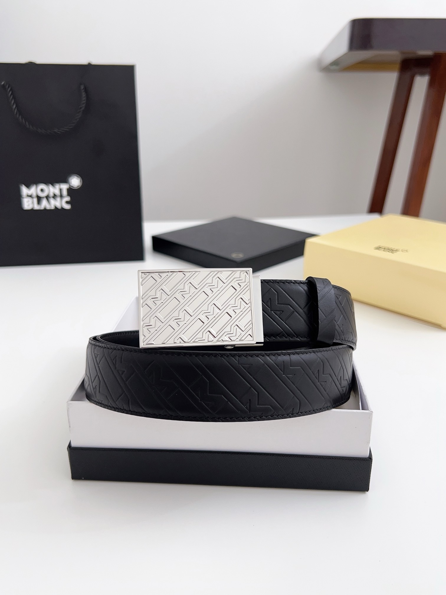 M*ontblanc Belts Top Quality