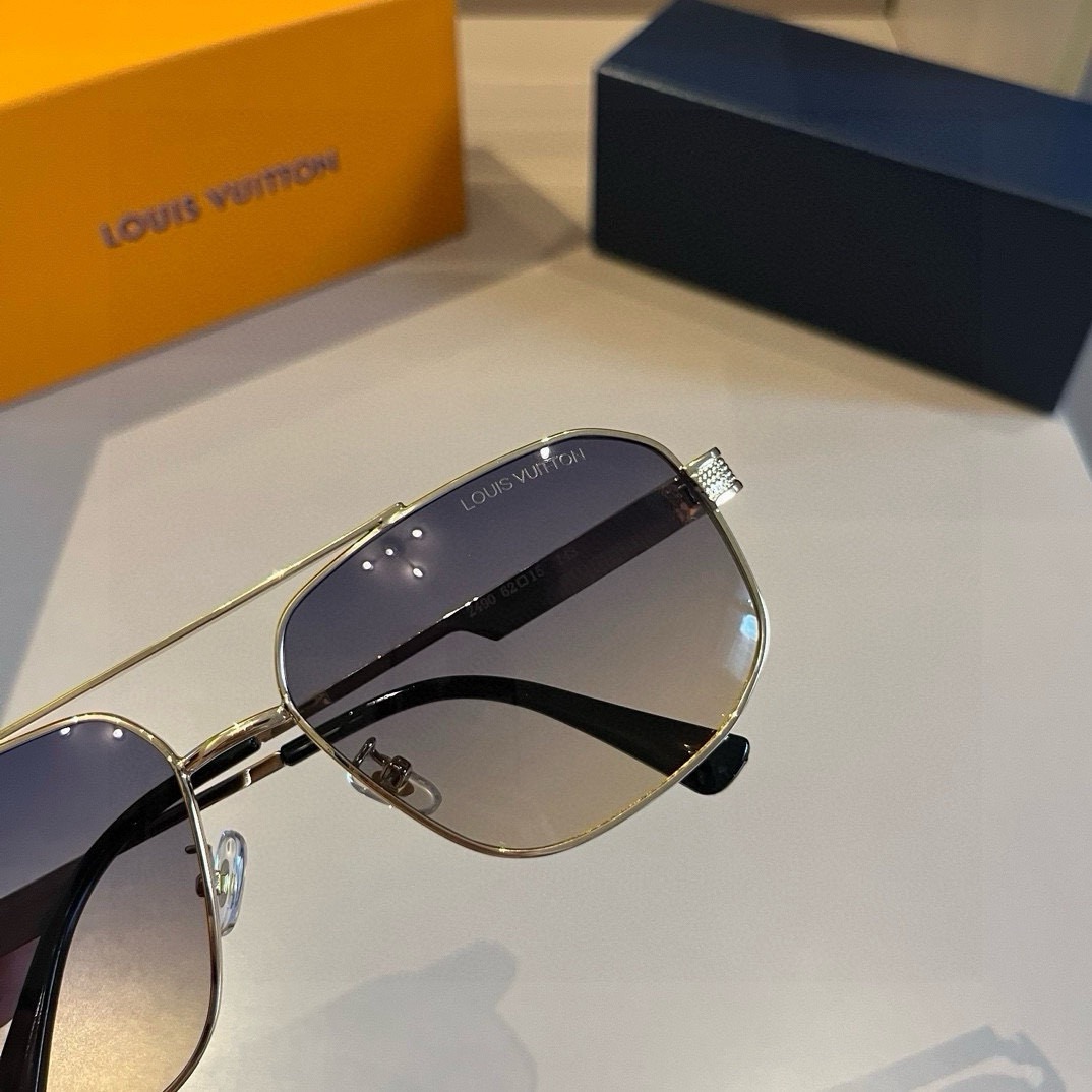 L*ouis V*uitton Glasses