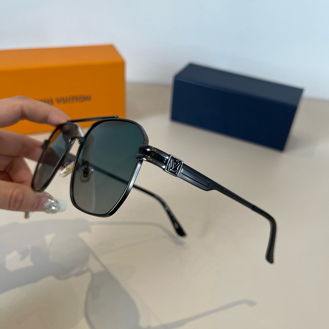 L*ouis V*uitton Glasses