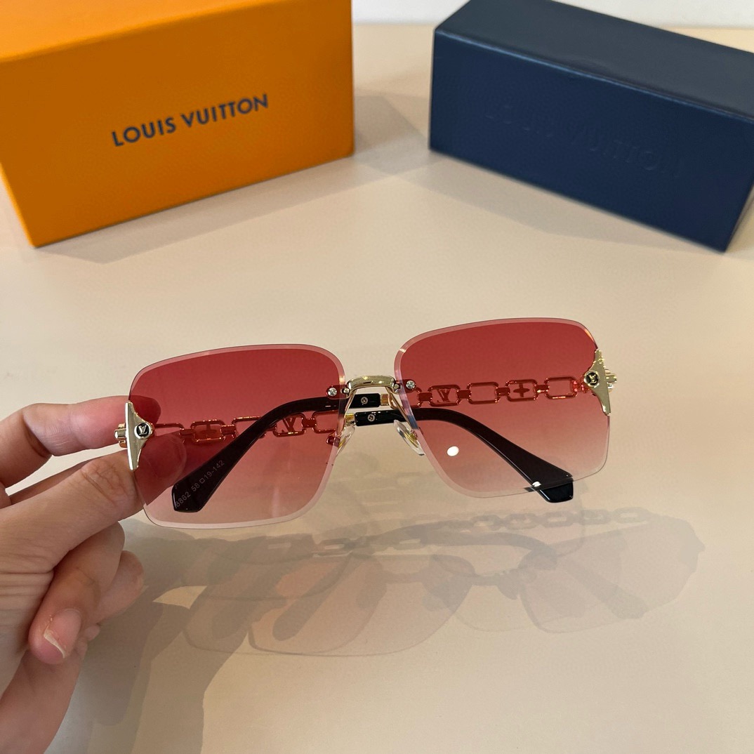 L*ouis V*uitton Glasses