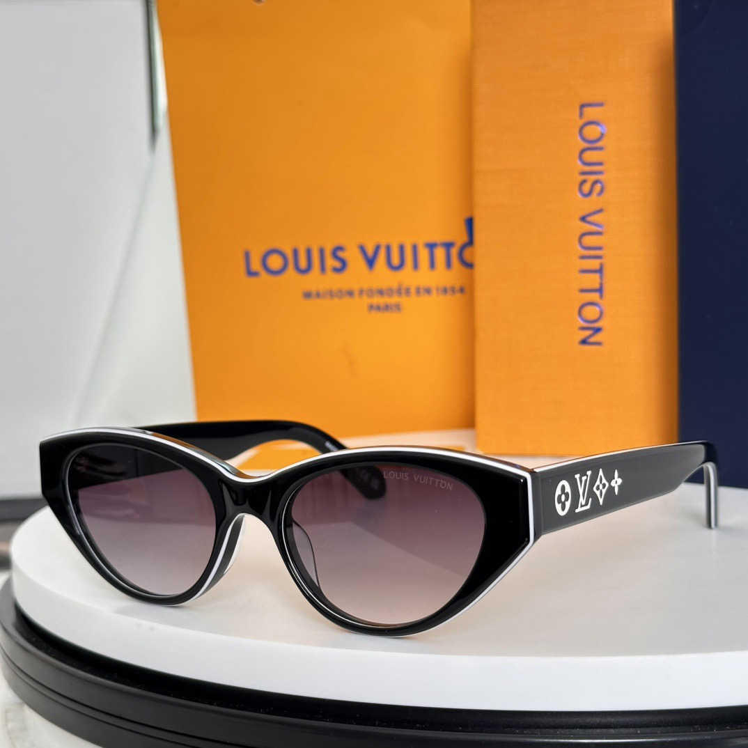 L*ouis V*uitton Glasses