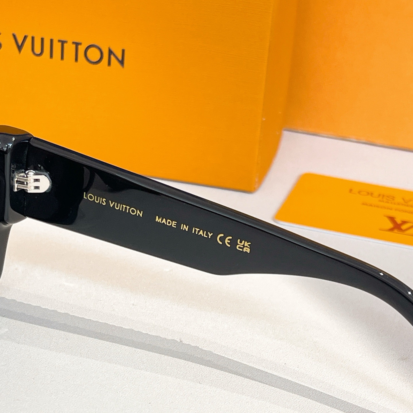 L*ouis V*uitton Glasses