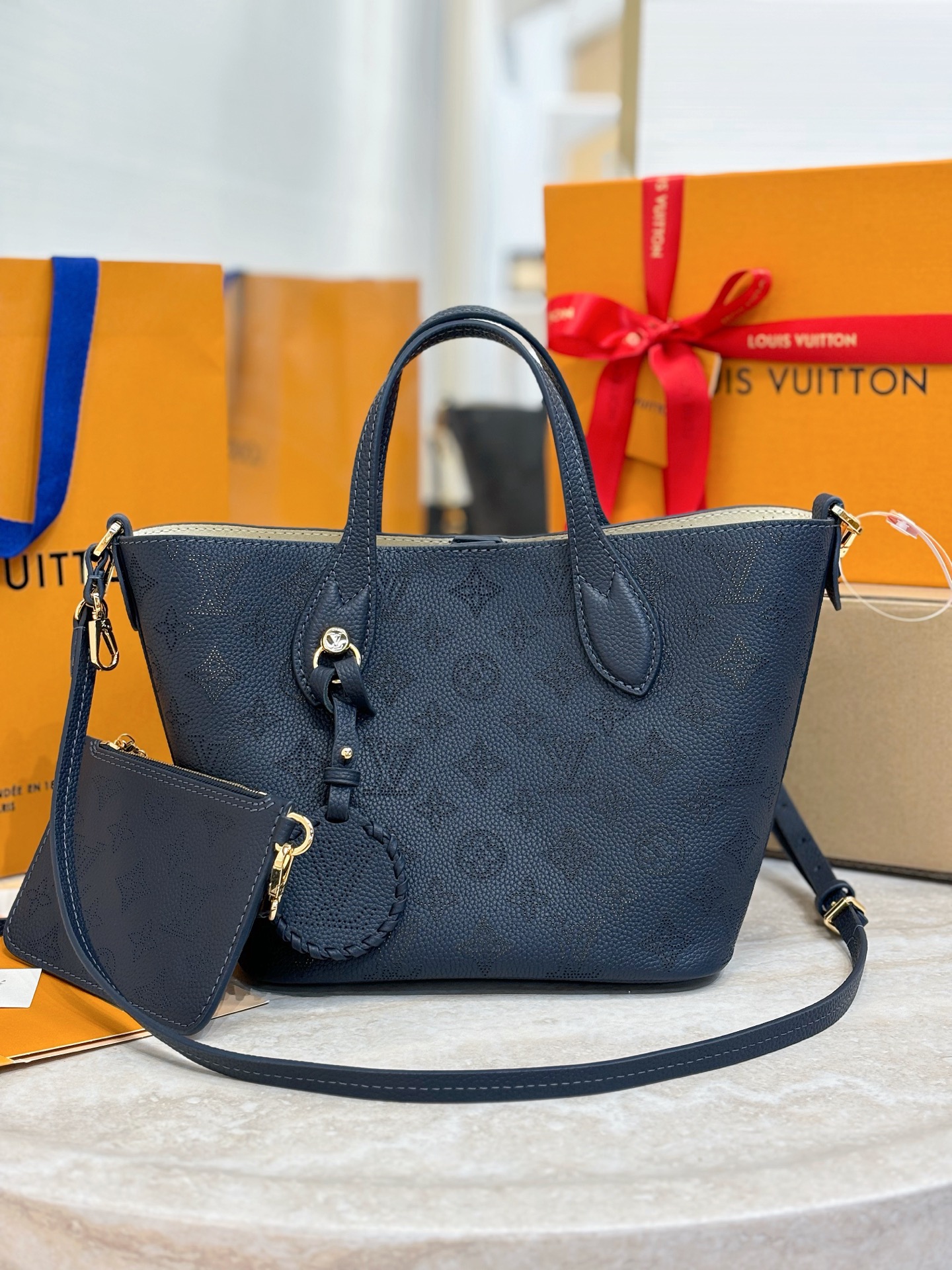 L*ouis V*uitton Top Bag