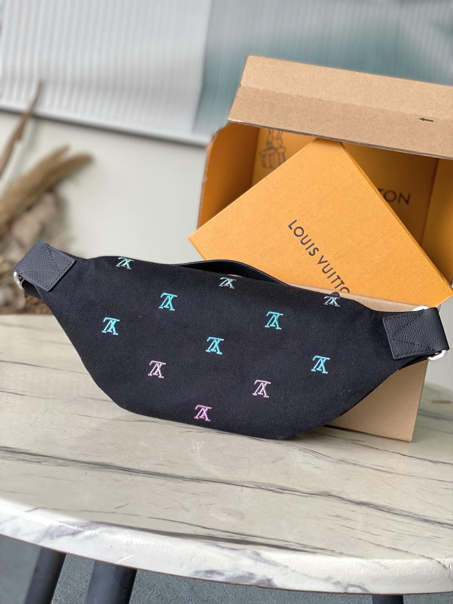 L*ouis V*uitton Top Bag