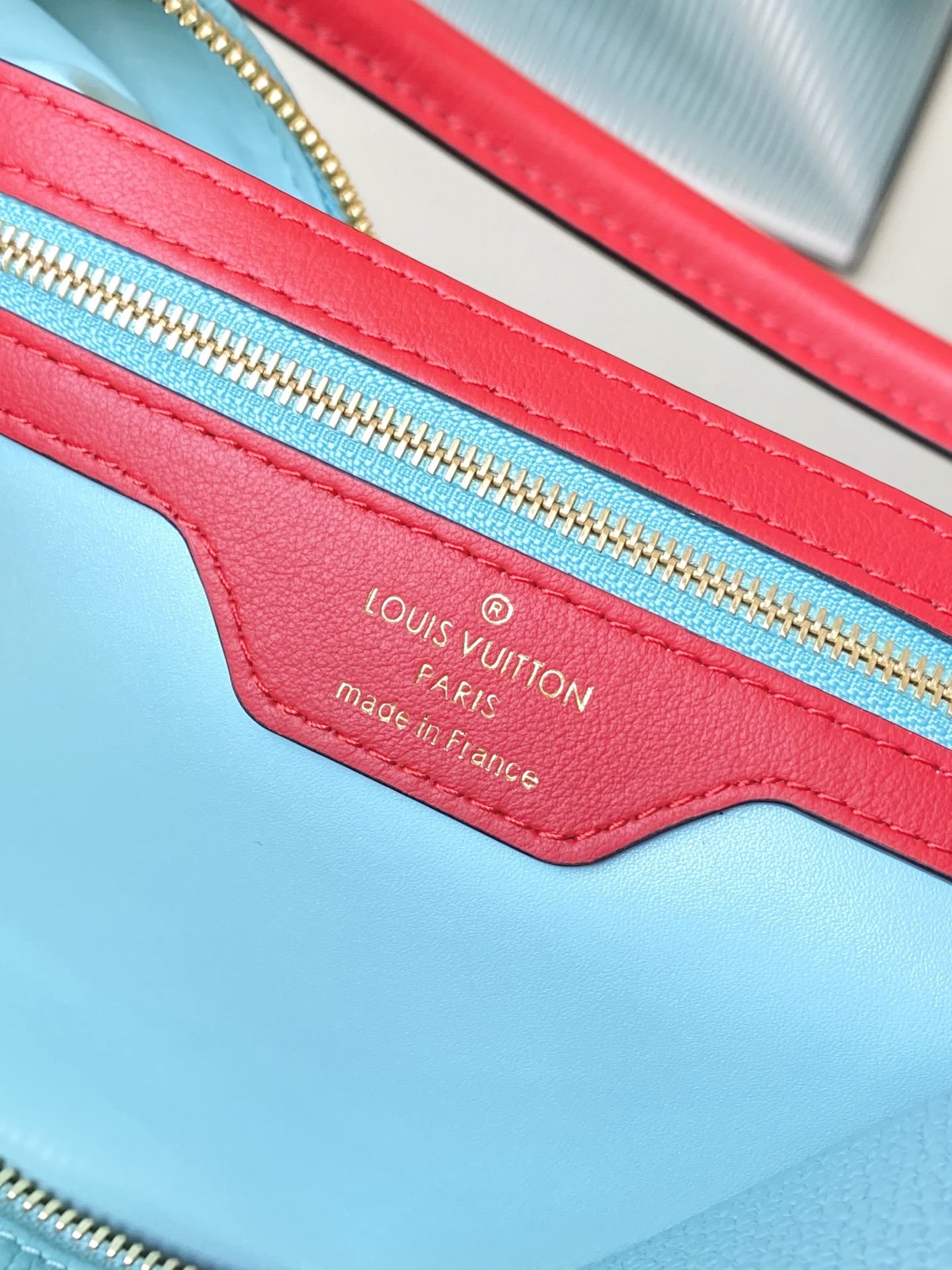 L*ouis V*uitton Top Bag