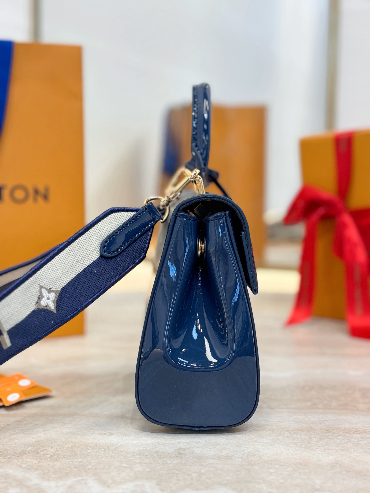 L*ouis V*uitton Top Bag