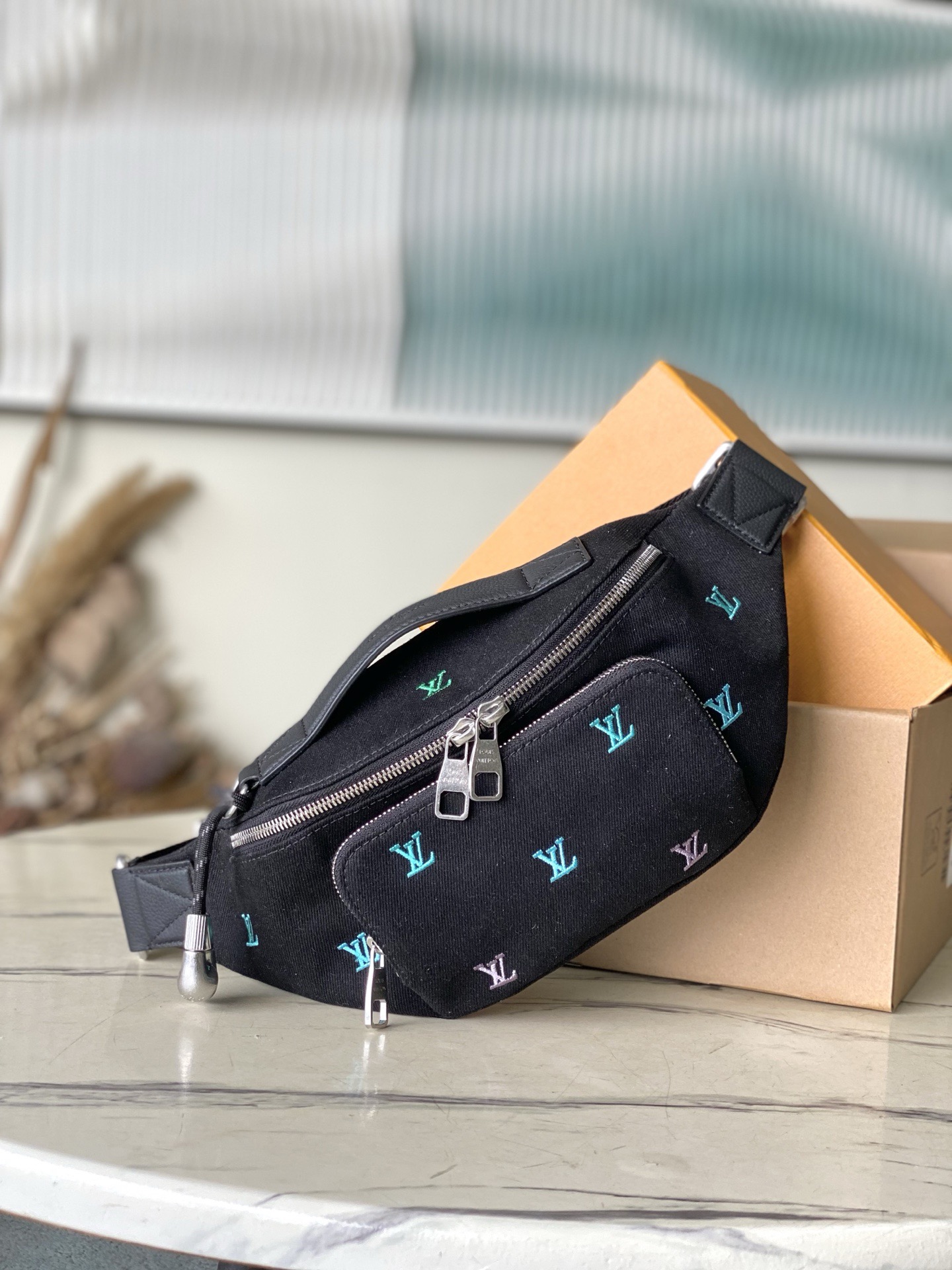 L*ouis V*uitton Top Bag