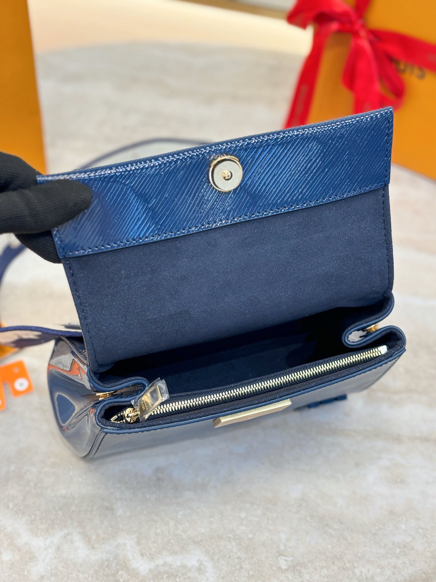 L*ouis V*uitton Top Bag