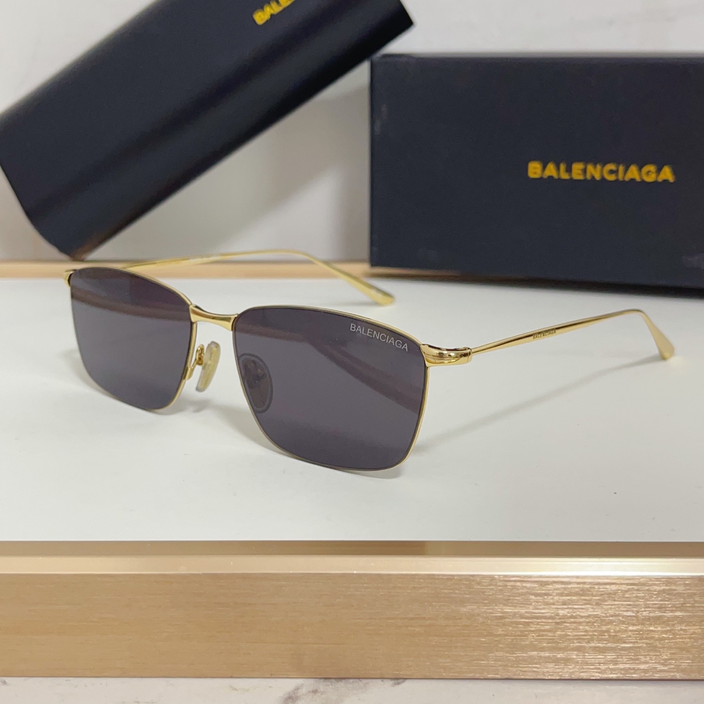 Top Quality B*alenciaga Glasses