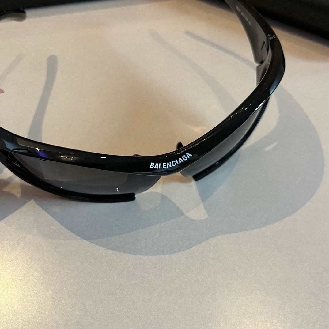 Top Quality B*alenciaga Glasses