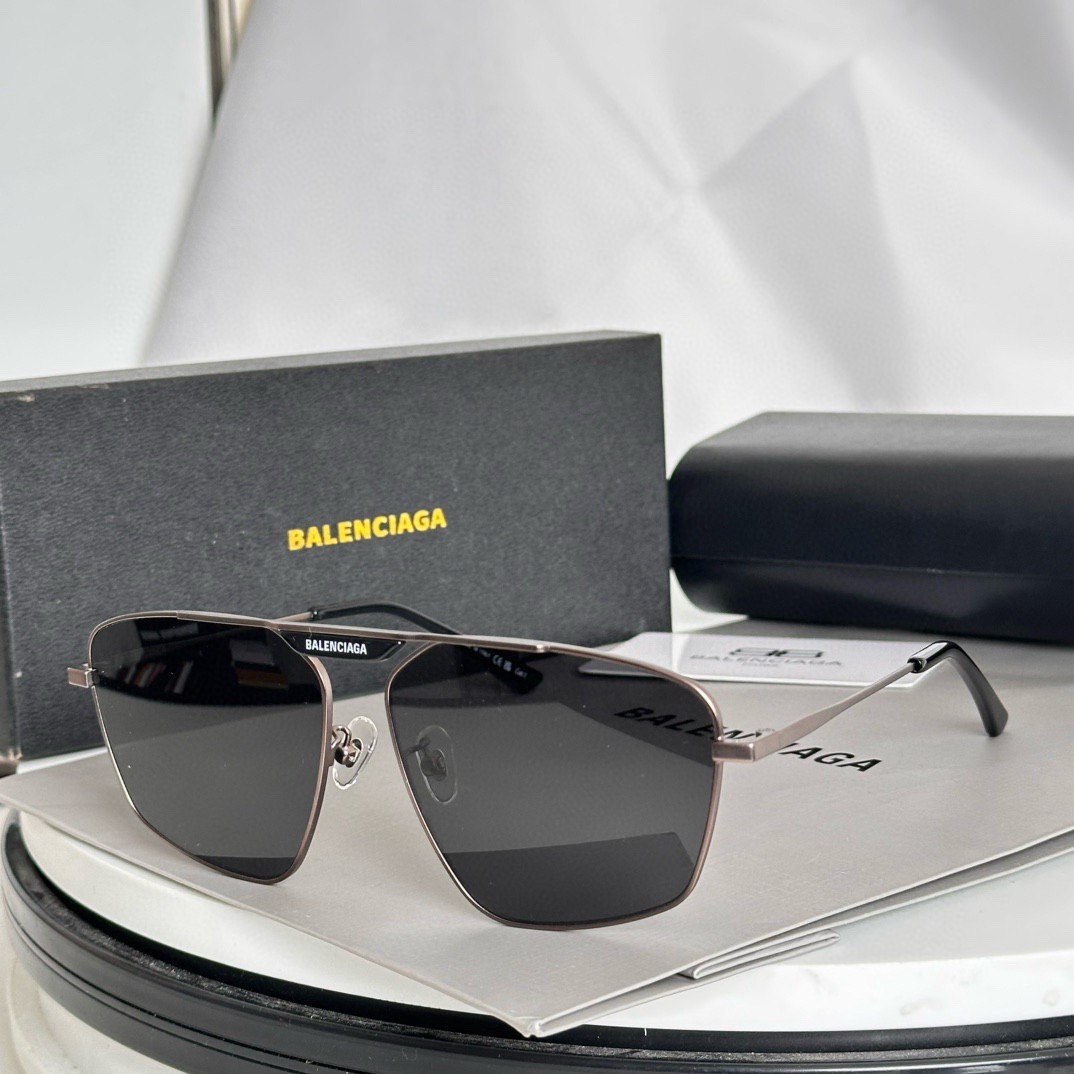 Top Quality B*alenciaga Glasses