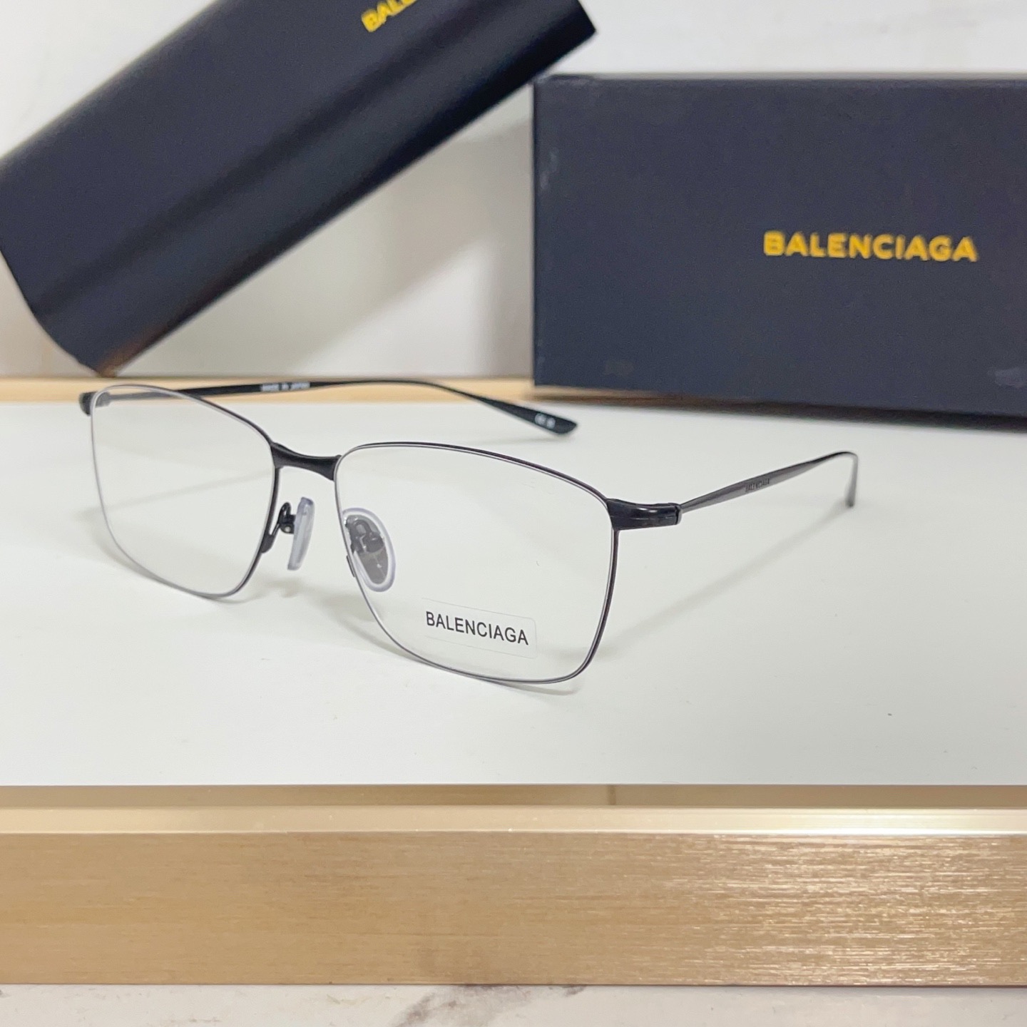 Top Quality B*alenciaga Glasses