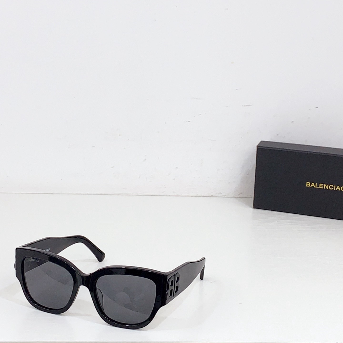 Top Quality B*alenciaga Glasses