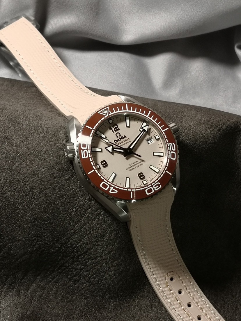 Top Quality 0*mega Watches