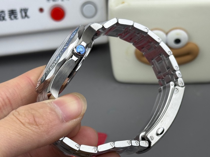 Top Quality 0*mega Watches