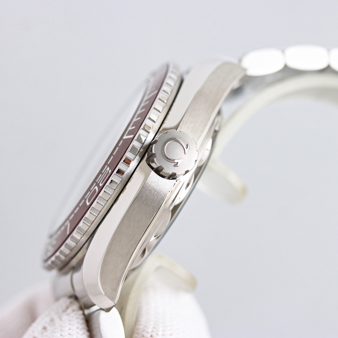 Top Quality 0*mega Watches