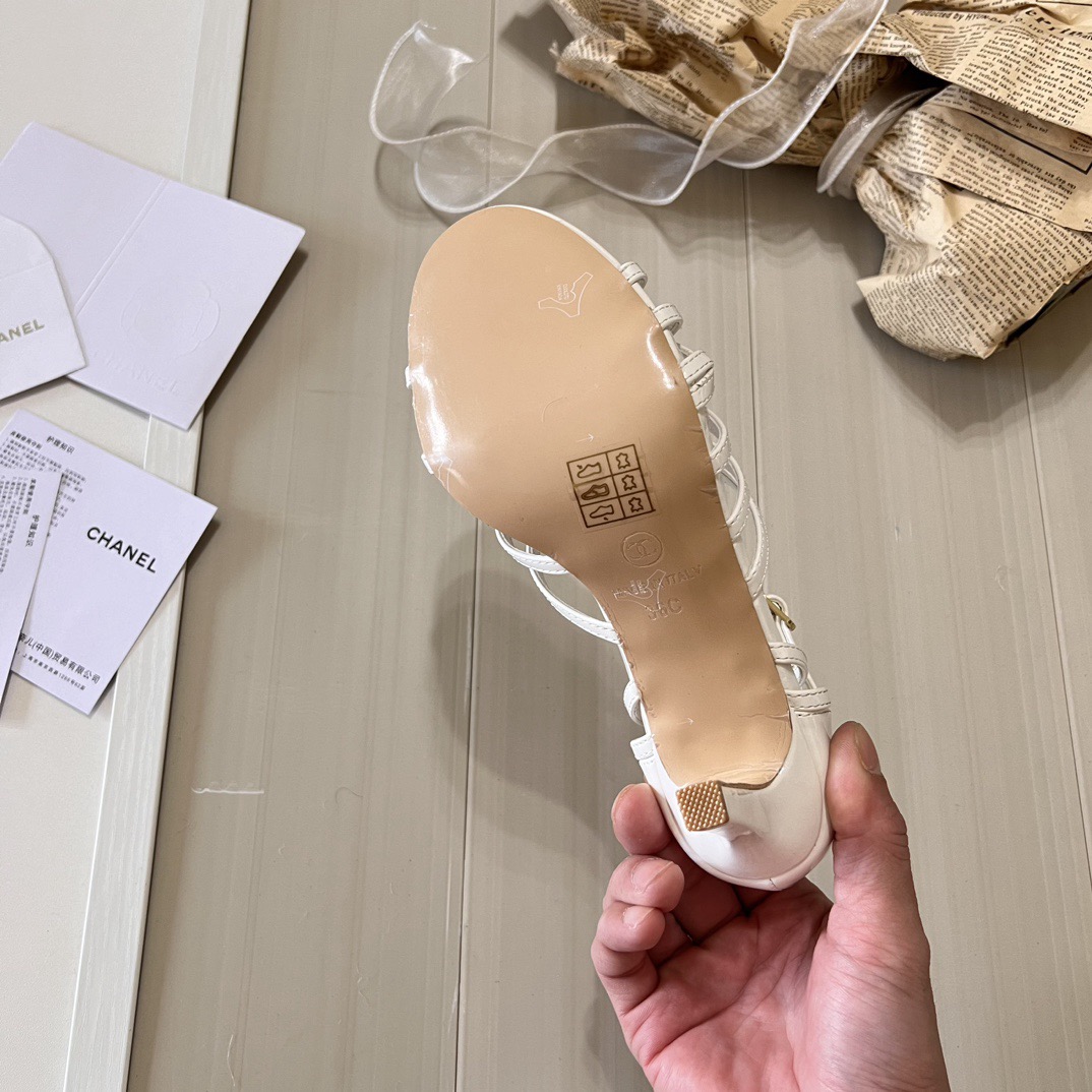 Women Top Quality C*hanel shoes