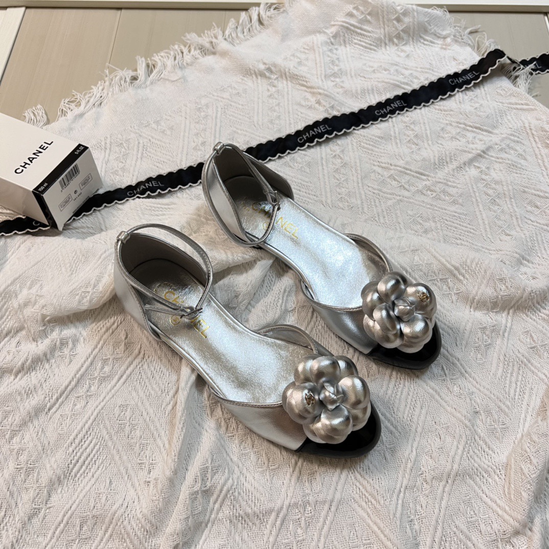 Women Top Quality C*hanel shoes