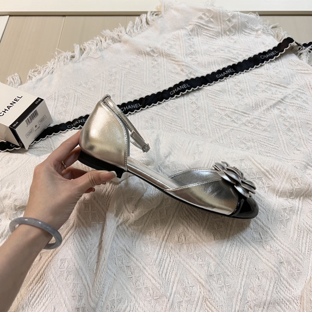 Women Top Quality C*hanel shoes