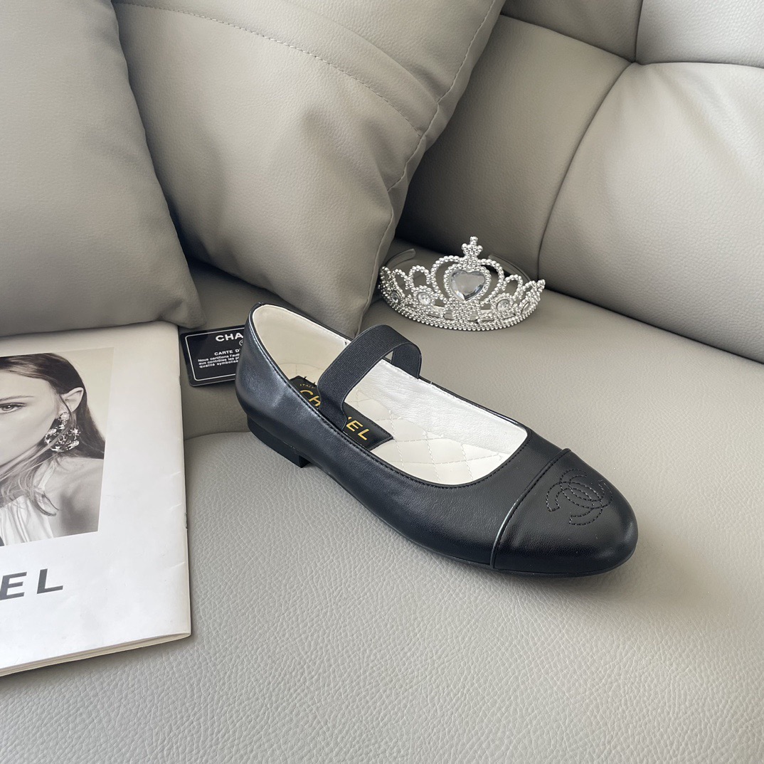 Women Top Quality C*hanel shoes