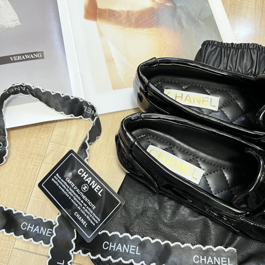 Women Top Quality C*hanel shoes