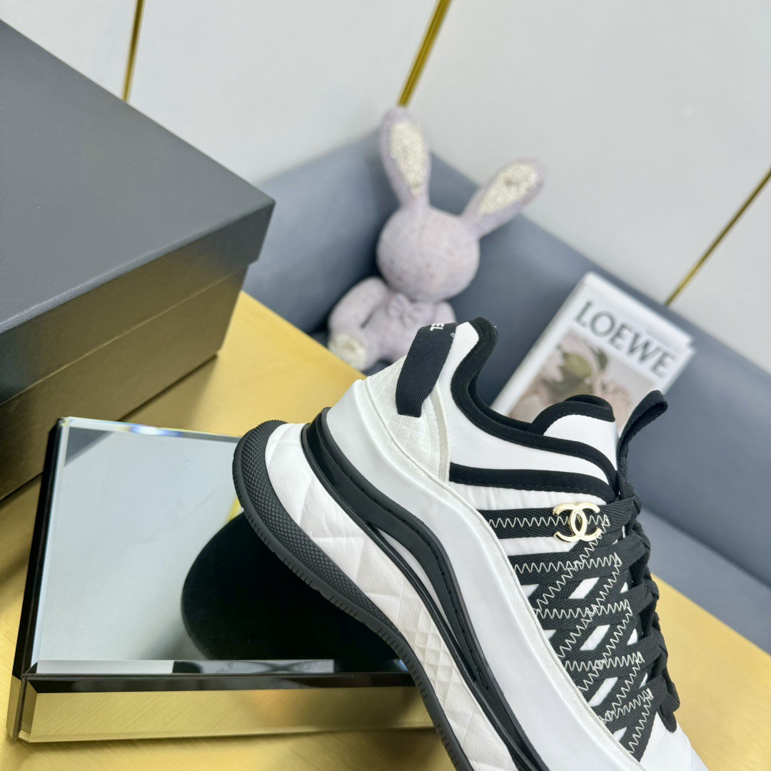 Women Top Quality C*hanel shoes