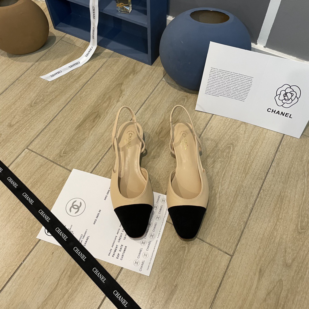 Women Top Quality C*hanel shoes