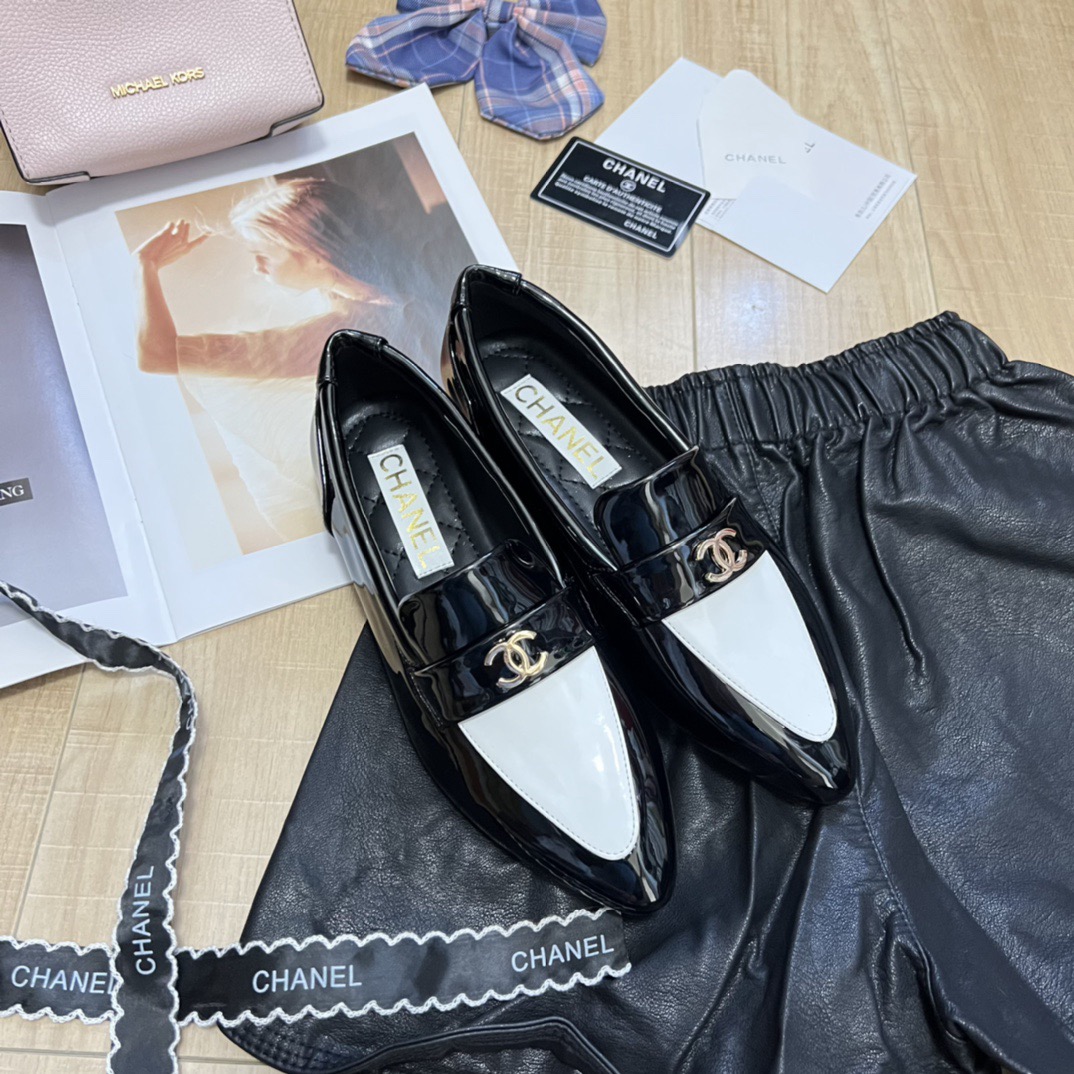 Women Top Quality C*hanel shoes