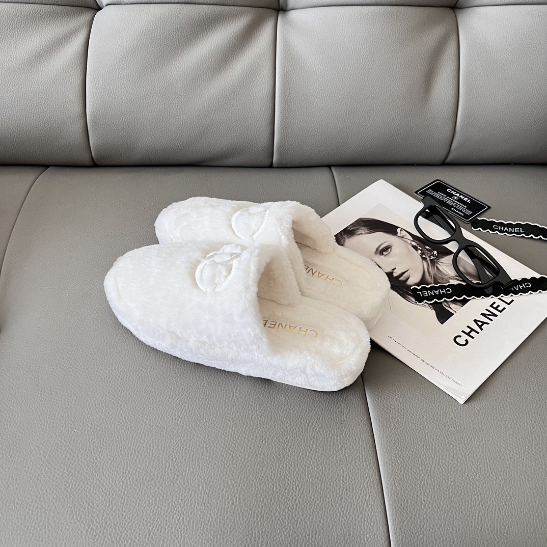 Women Top Quality C*hanel shoes