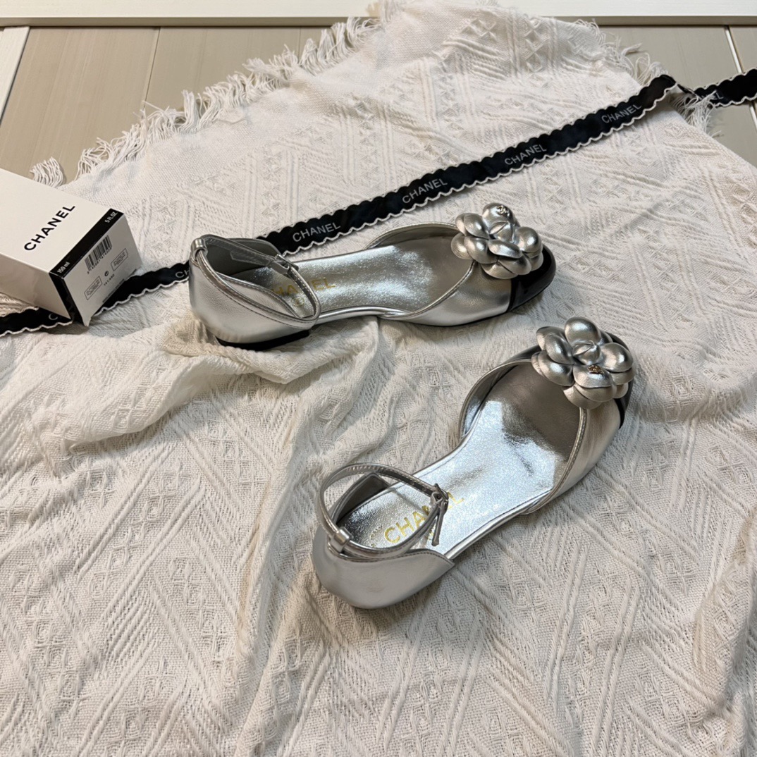 Women Top Quality C*hanel shoes