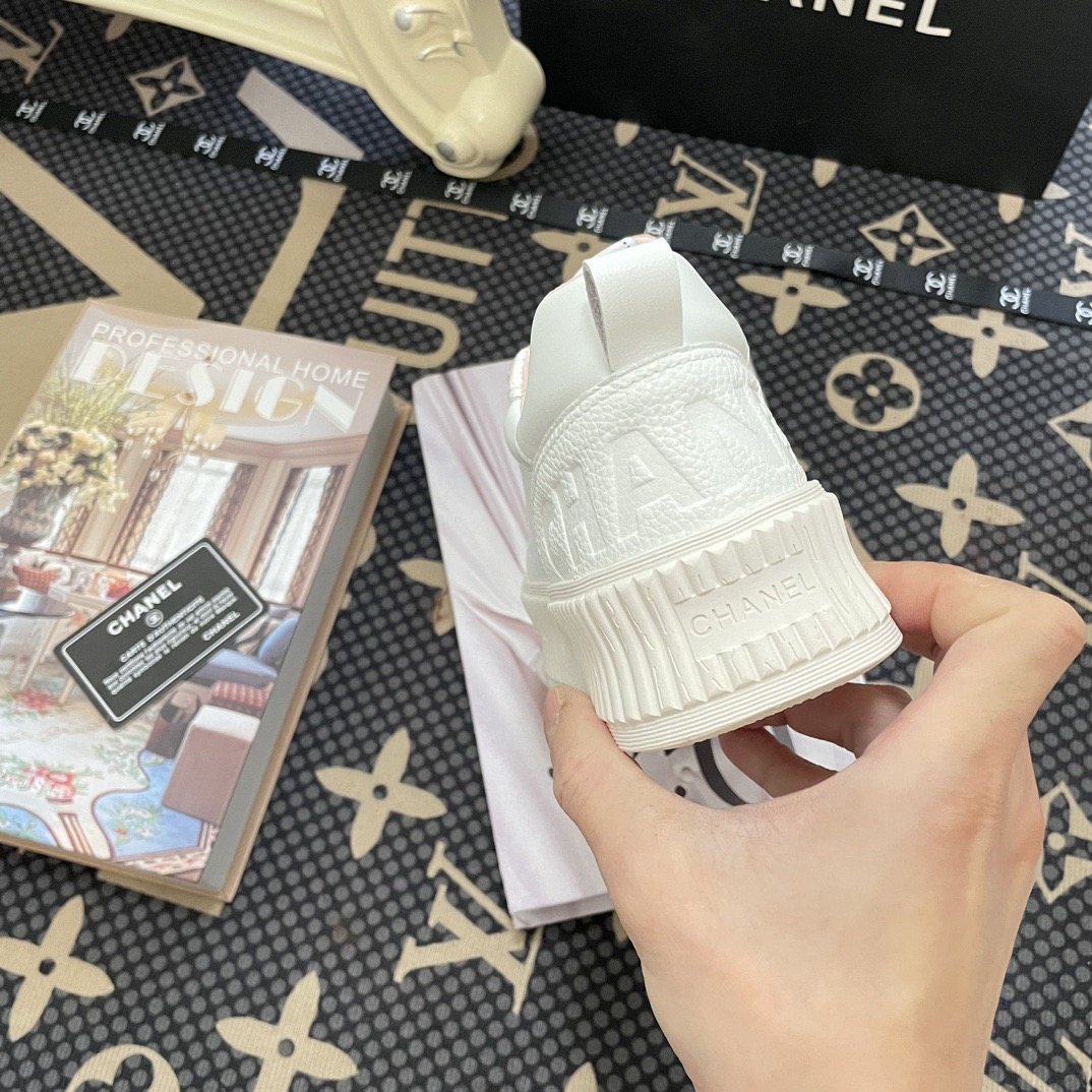 Women Top Quality C*hanel shoes