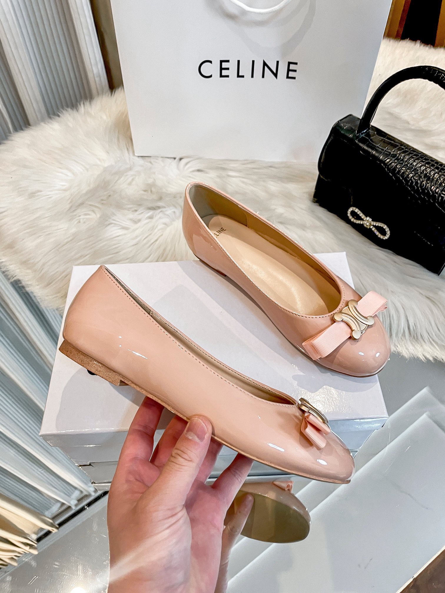 Women Top Quality C*eline shoes