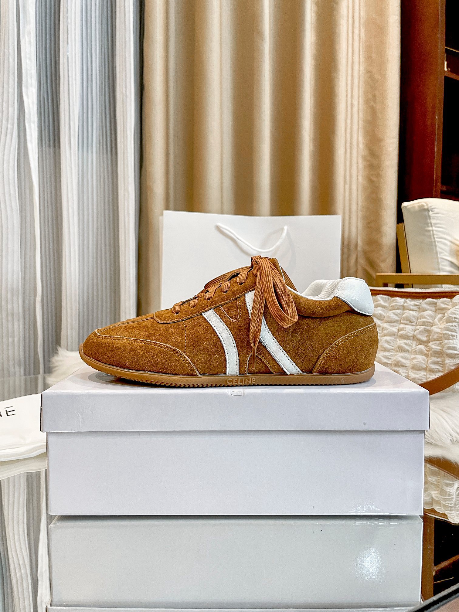 Women Top Quality C*eline shoes