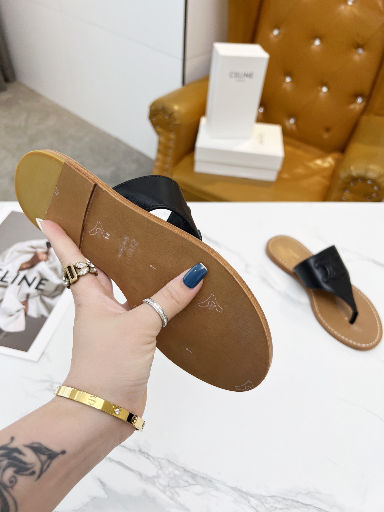 Women Top Quality C*eline shoes