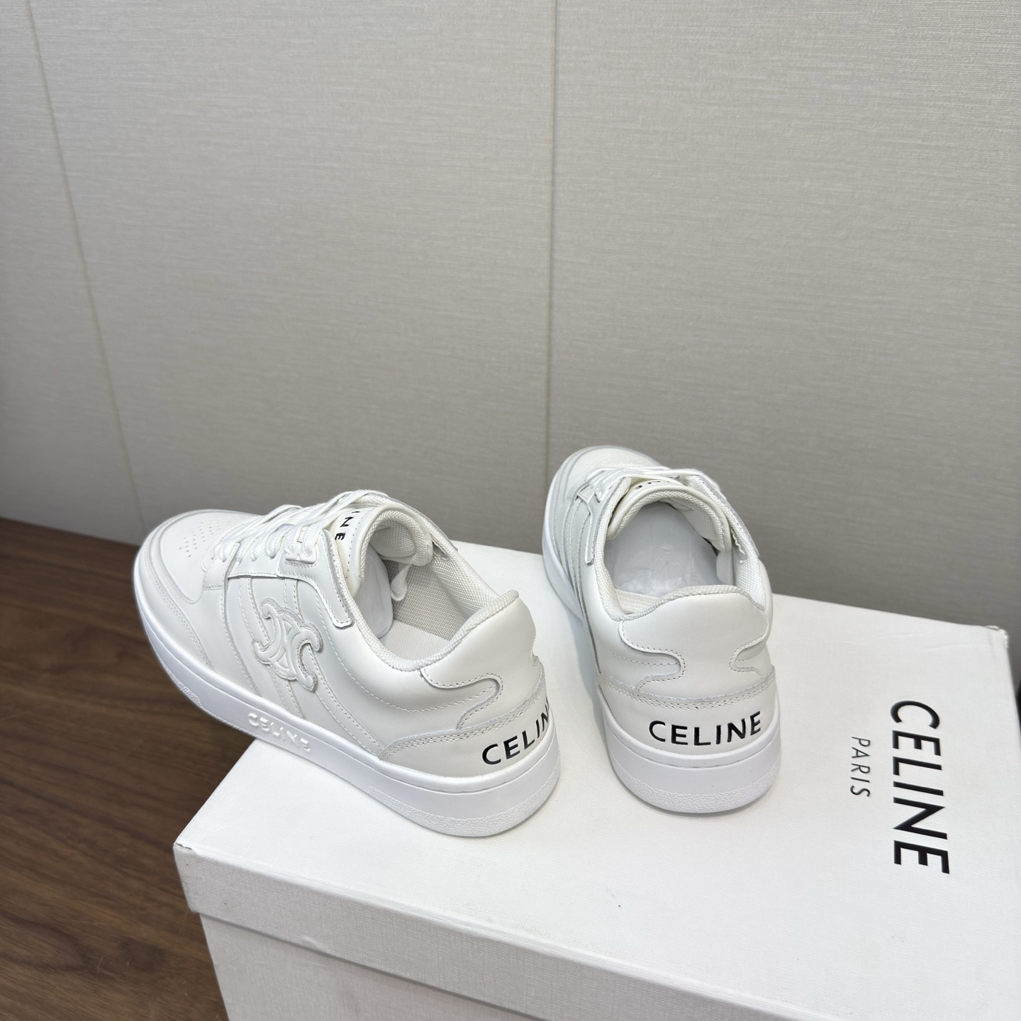 Women Top Quality C*eline shoes