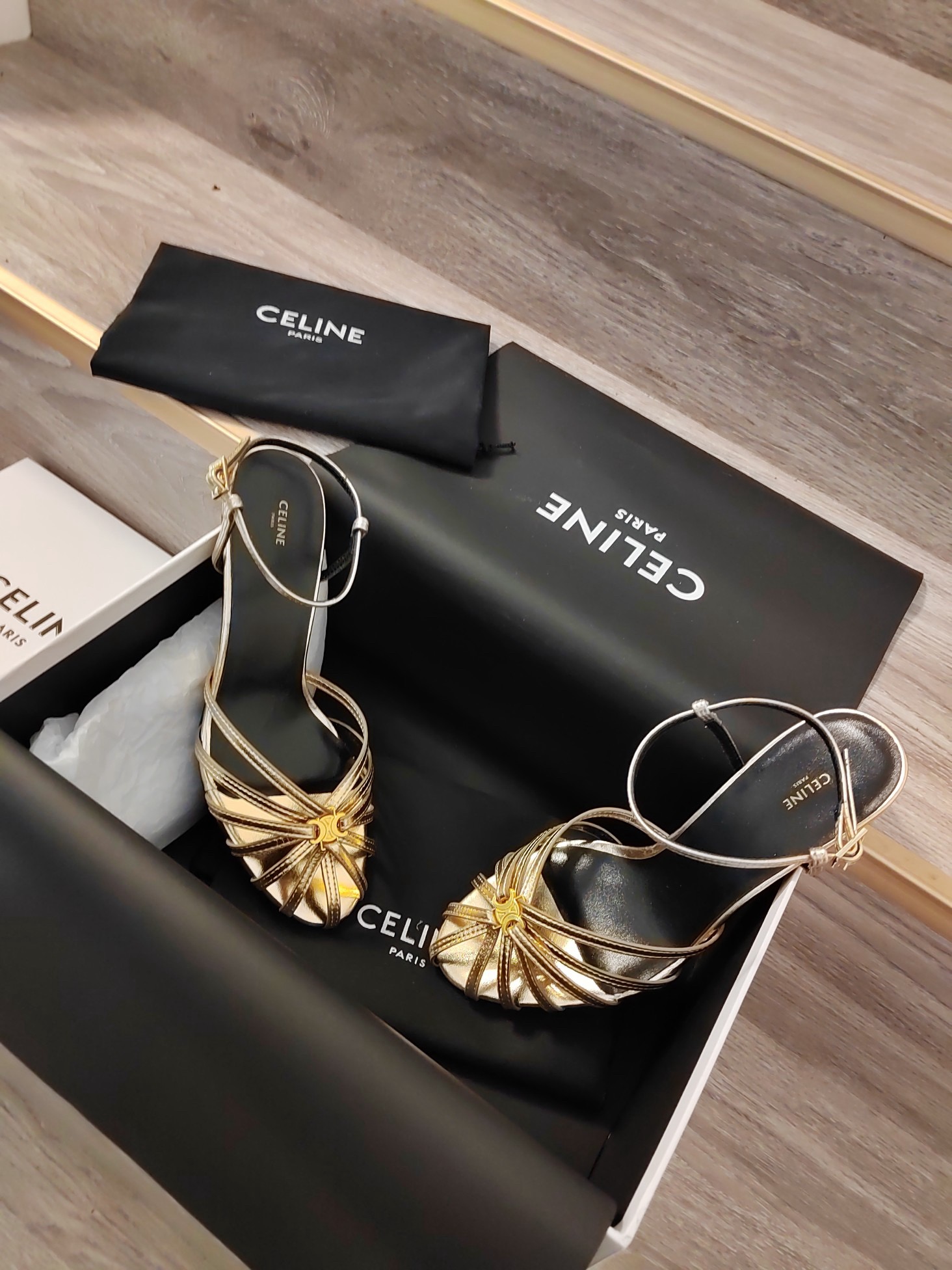 Women Top Quality C*eline shoes