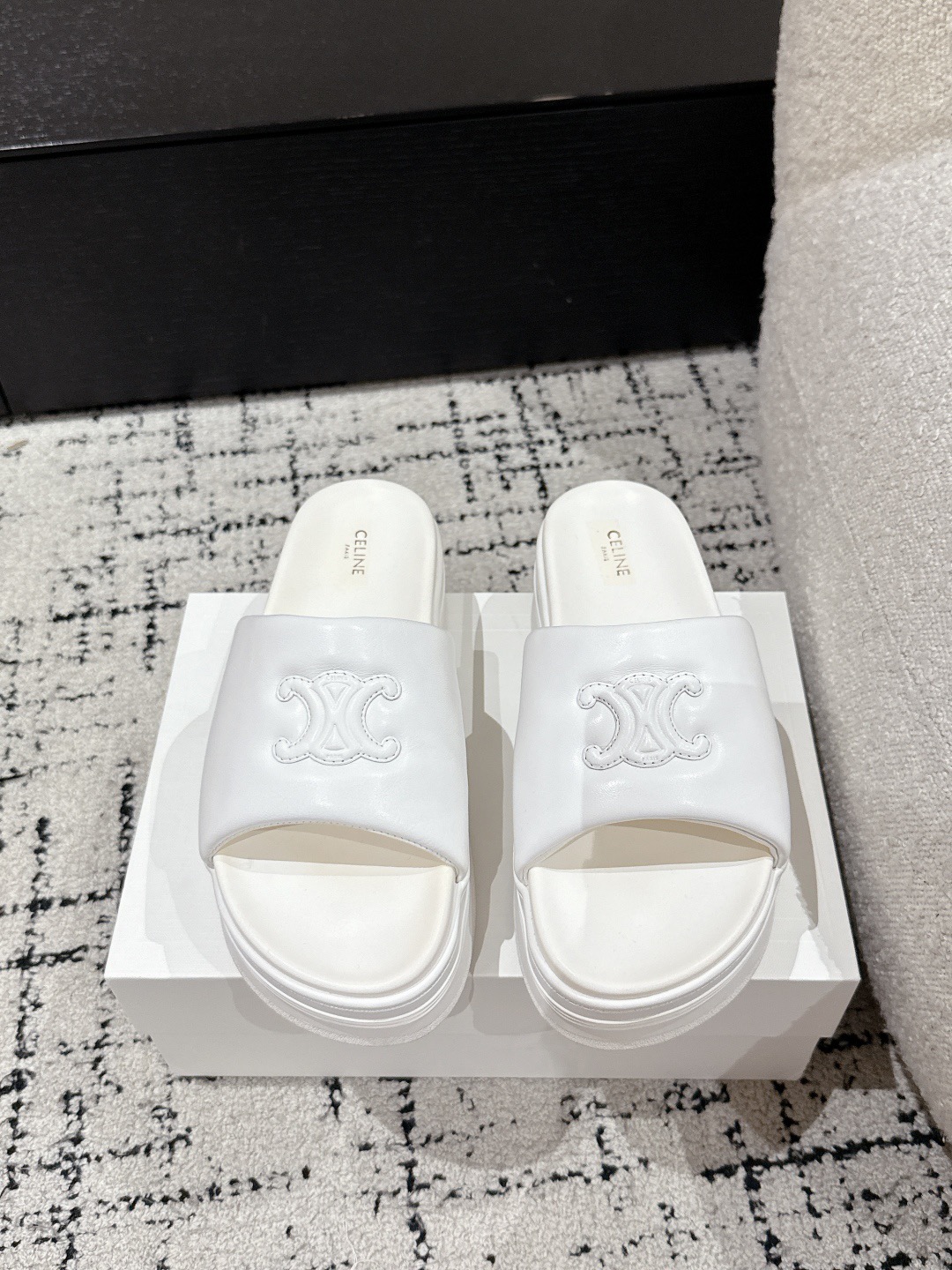 Women Top Quality C*eline shoes