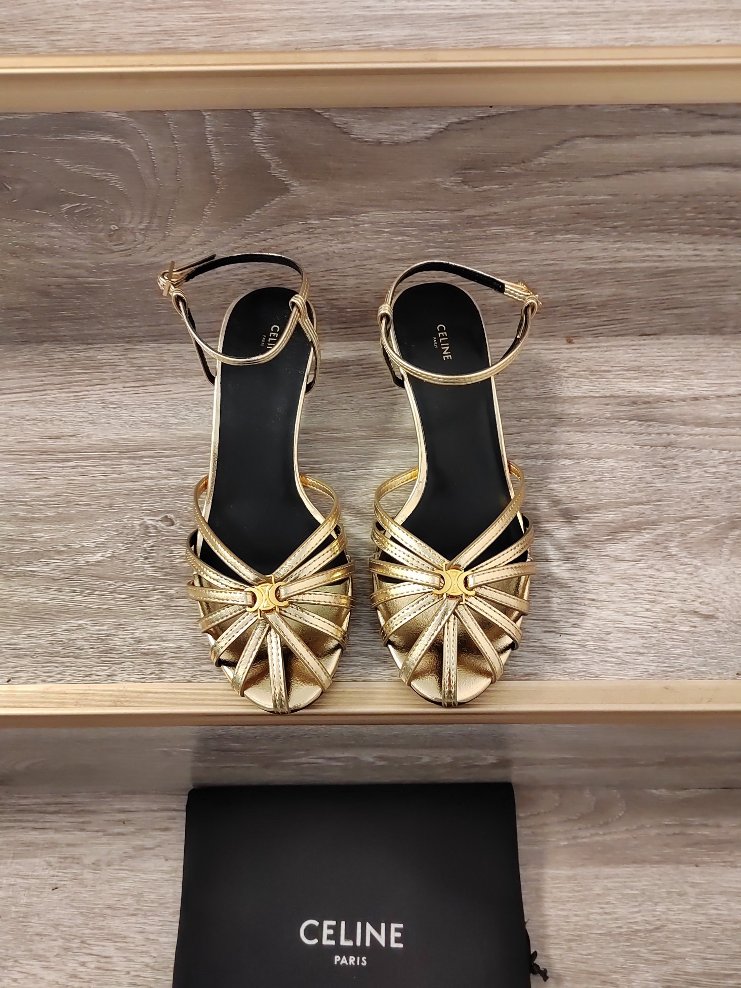 Women Top Quality C*eline shoes