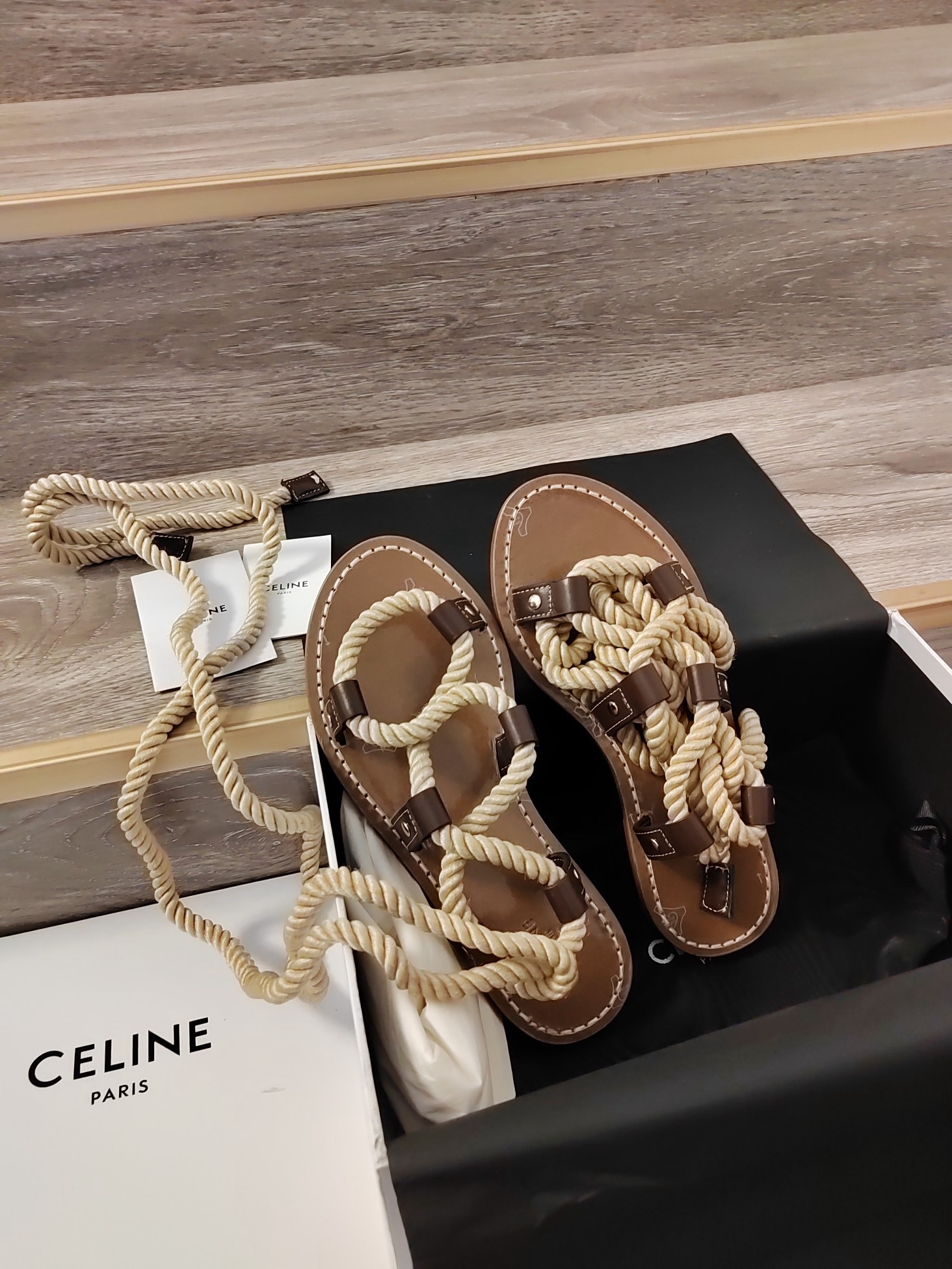 Women Top Quality C*eline shoes