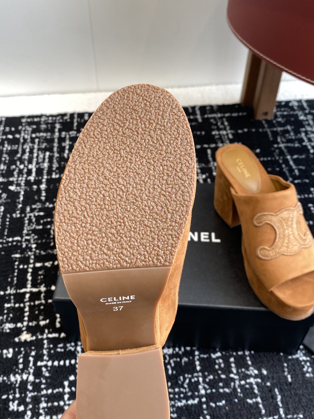 Women Top Quality C*eline shoes