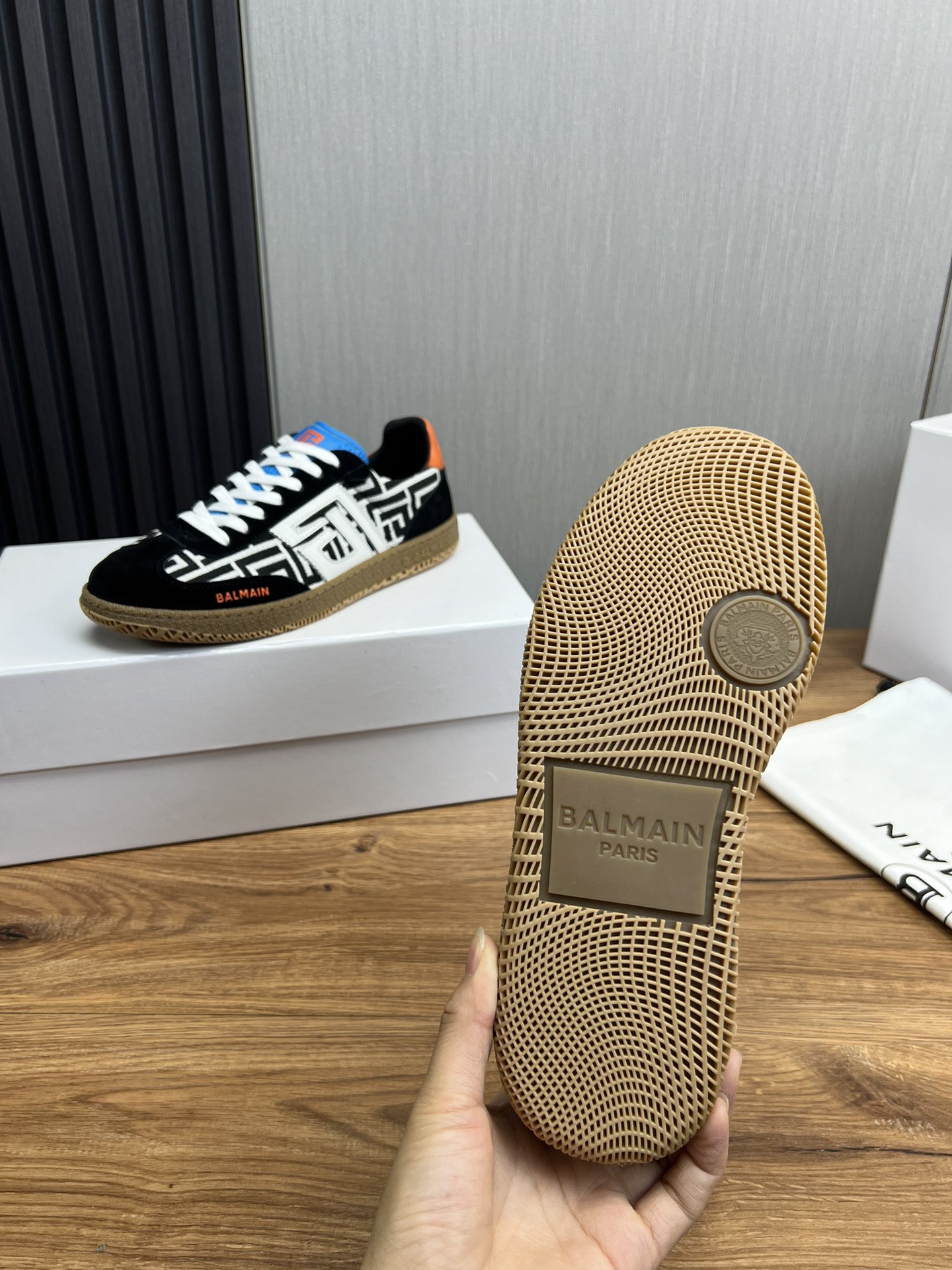 Women Men Top Quality B*almain shoes