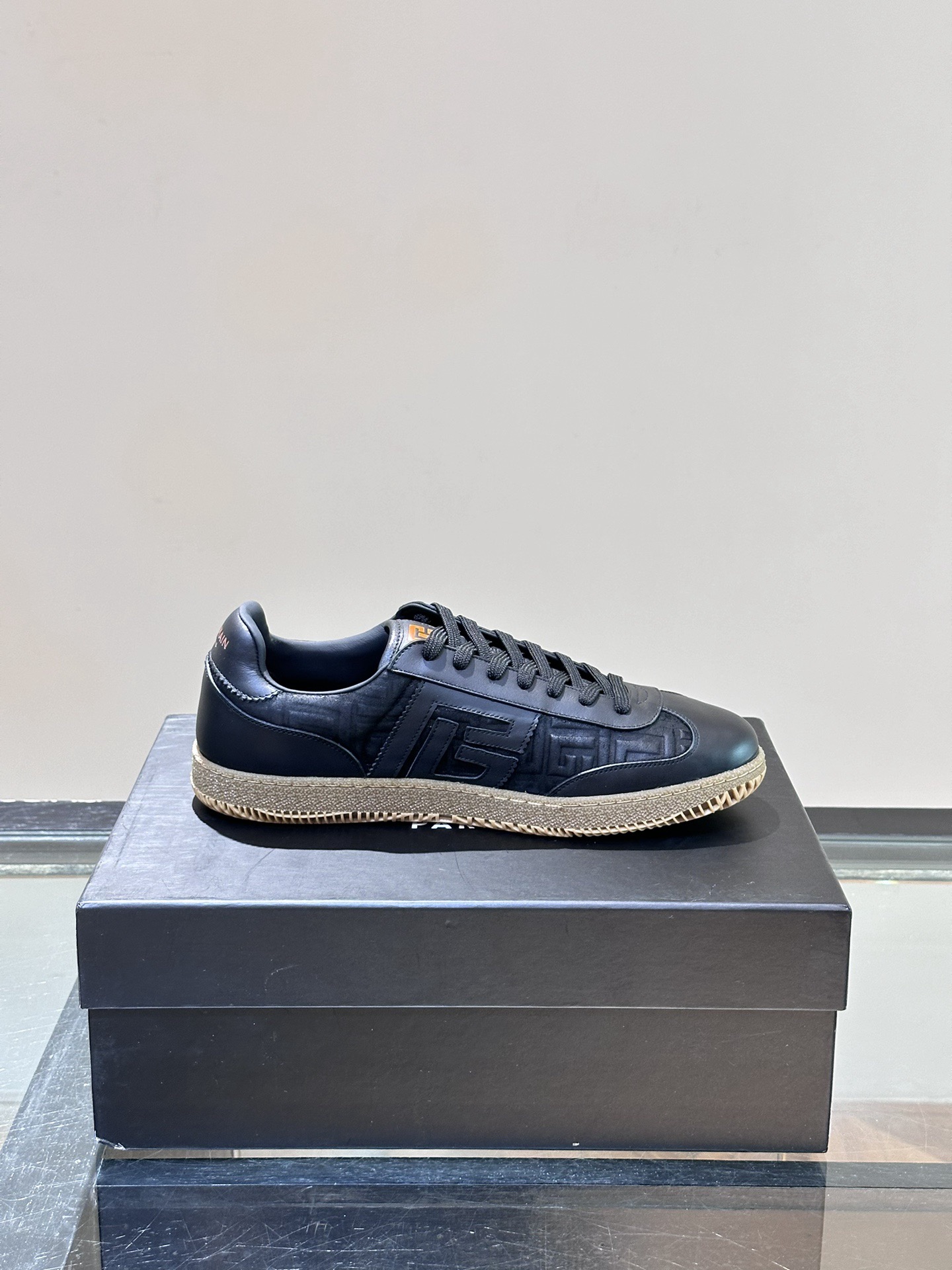 Women Men Top Quality B*almain shoes