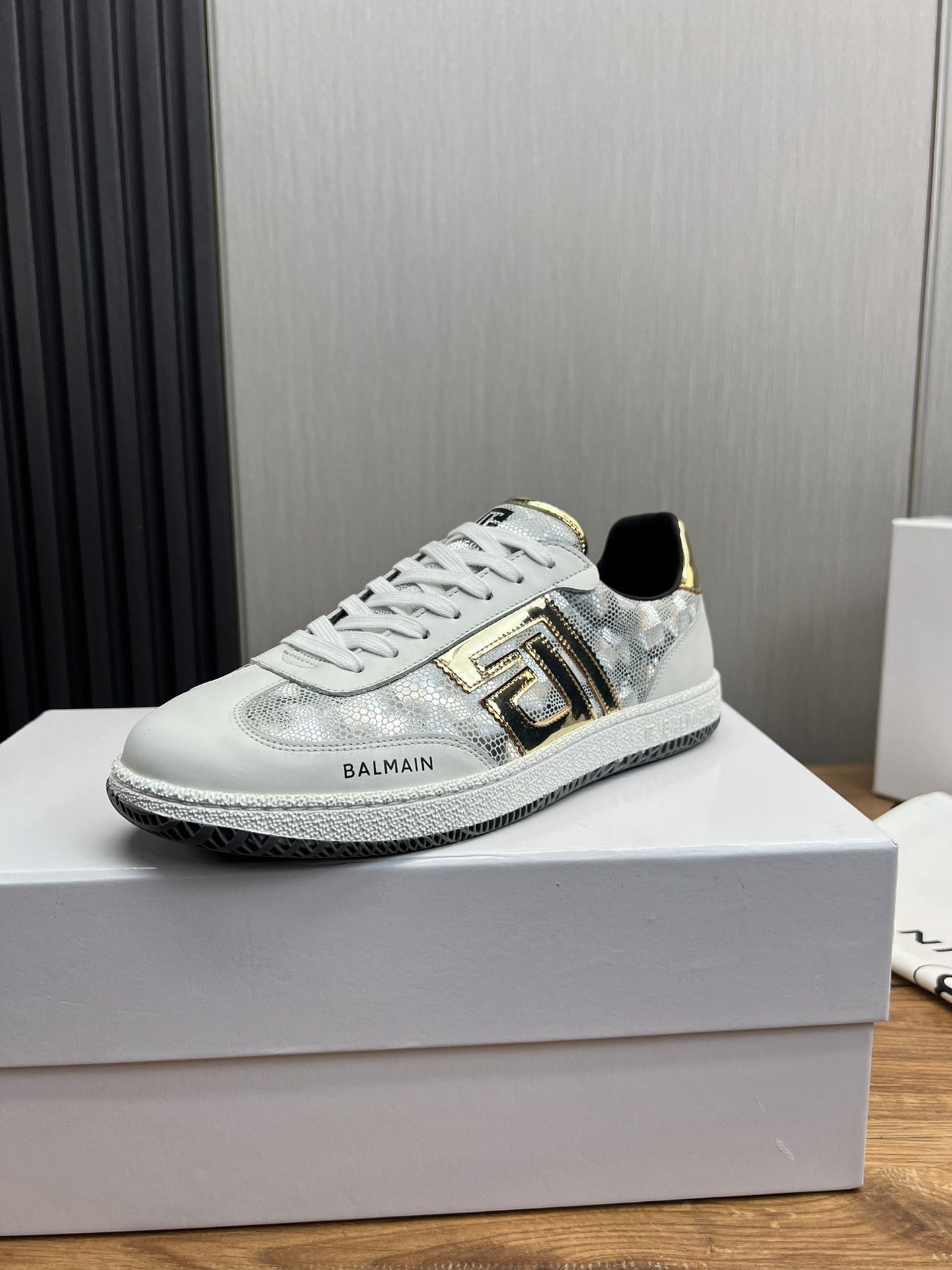 Women Men Top Quality B*almain shoes