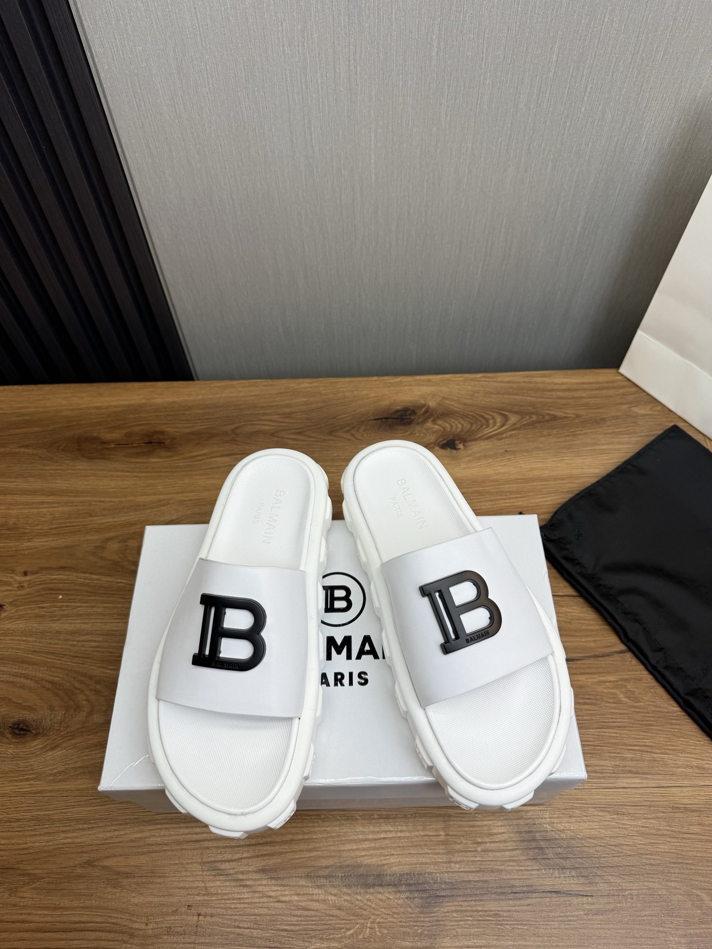 Women Men Top Quality B*almain shoes